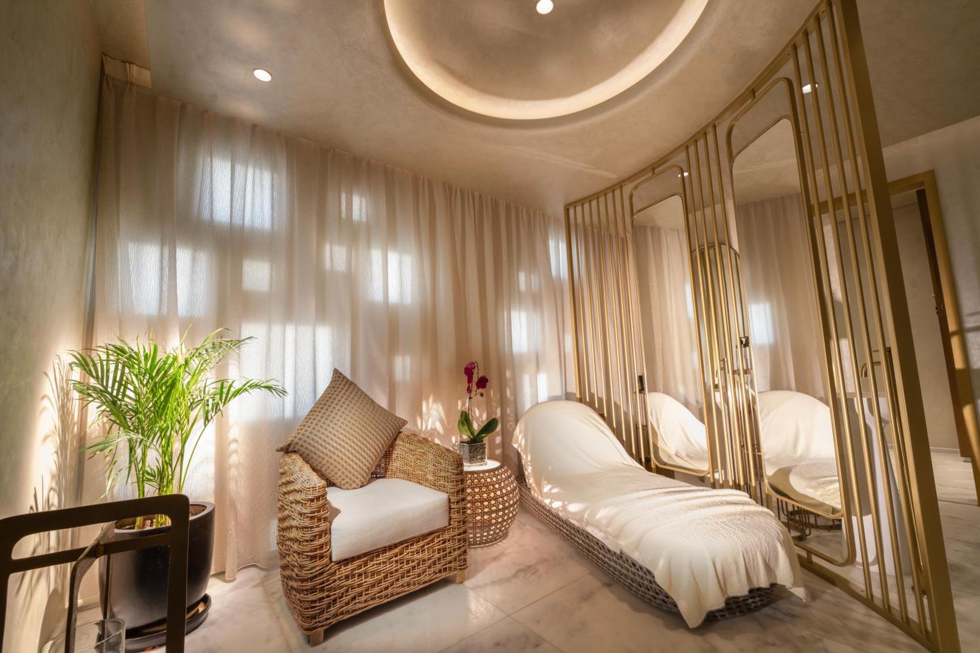 The Biltmore Hotel Villas, Dubai Bagian luar foto